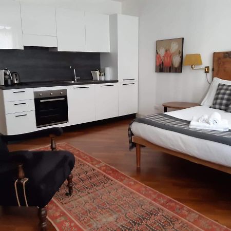 S. Trinita 18, Suites & Rooms Trient Exterior foto