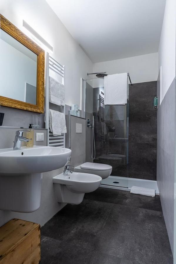 S. Trinita 18, Suites & Rooms Trient Exterior foto